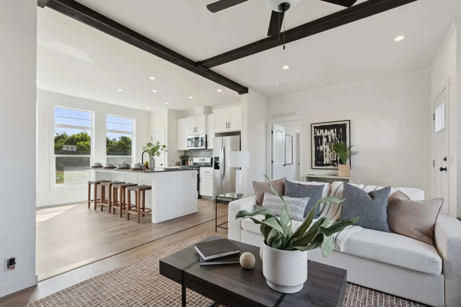 Altitude  home features