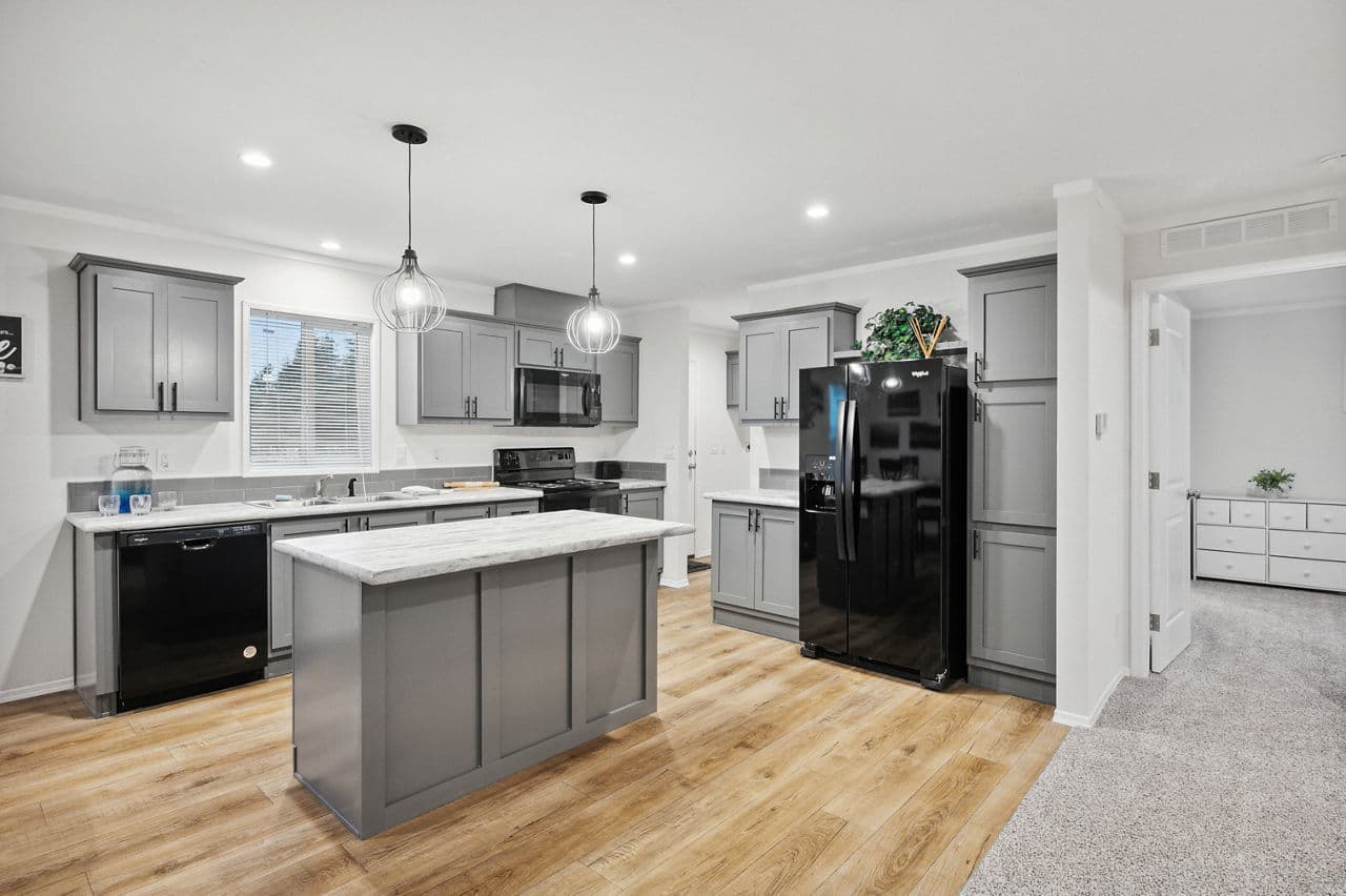 Millcreek 4400 kitchen home features