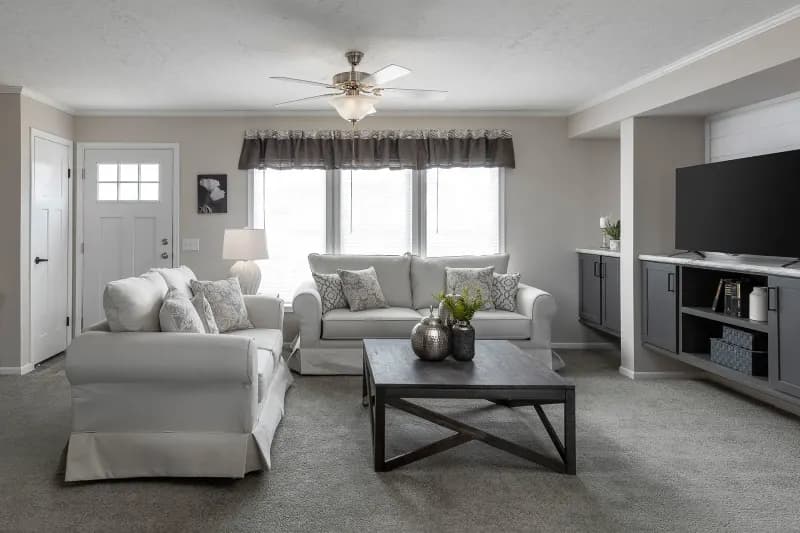Orchid 60a interior home features