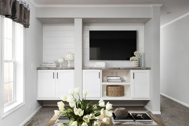 Orchid 60b interior home features