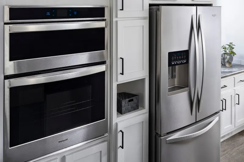 Orchid 60b kitchen home features