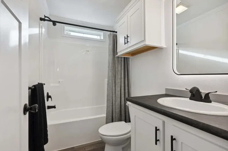 Gs 9921 av bathroom home features