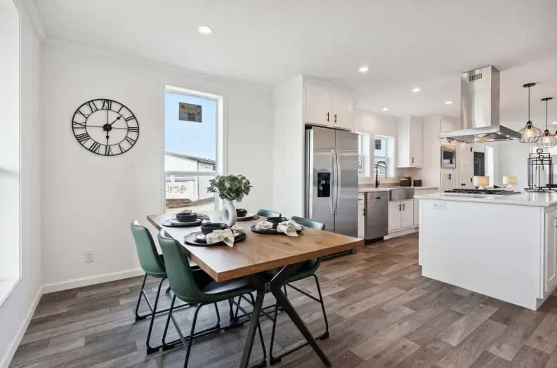 Gs 9921 av interior home features