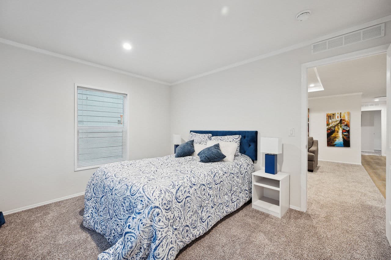 Millcreek 4400 bedroom home features